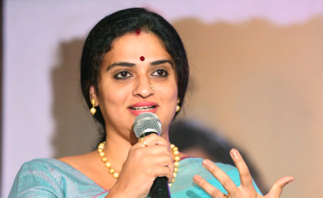 Pavitra-Lokesh.jpg