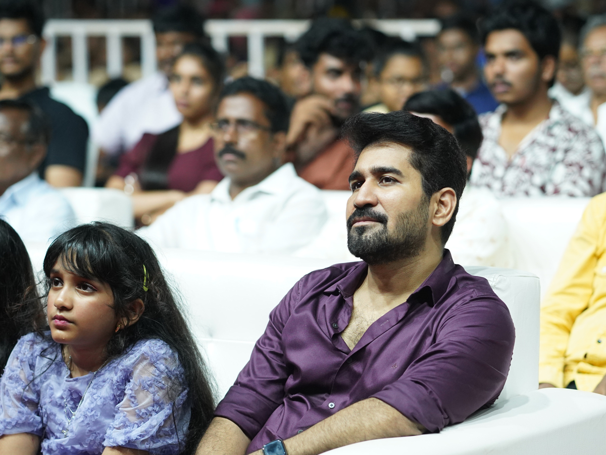 Bichagadu_202_20Movie_20Success_20Meet_20Photos-01.jpg 1
