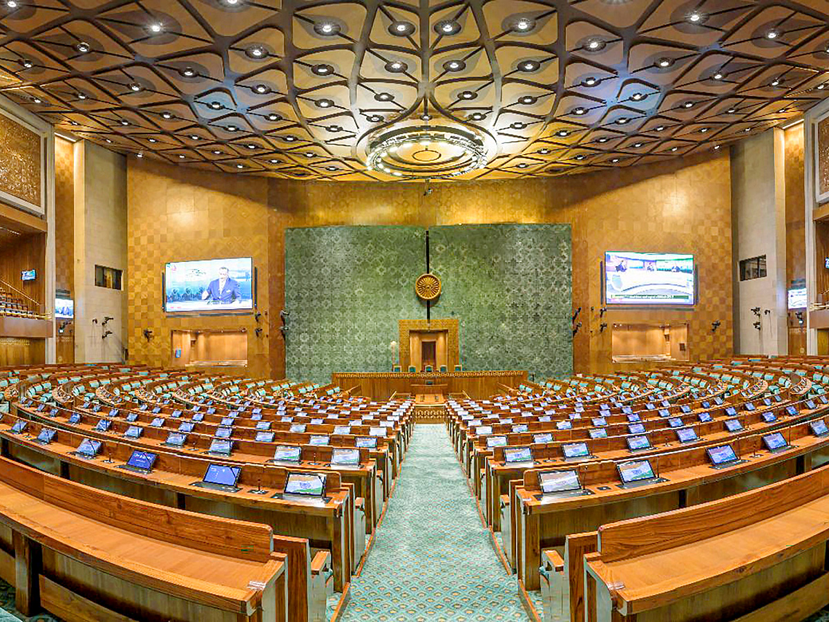New_20Parliament_20Building_20Photos_2.jpg 3