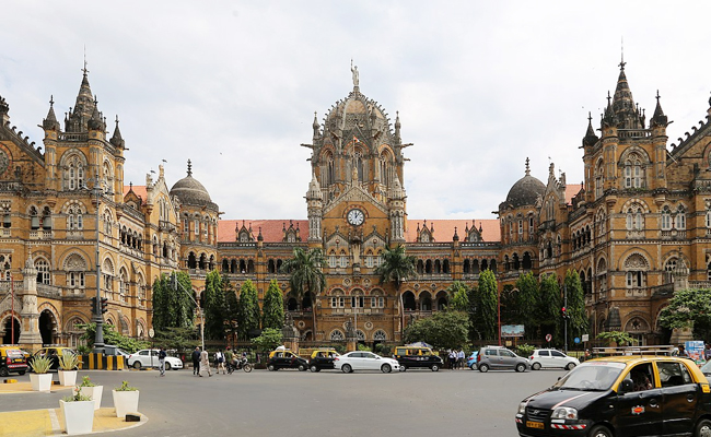 10._20Chhatrapati_20Shivaji_20Terminus_20_20Mumbai.jpg 11