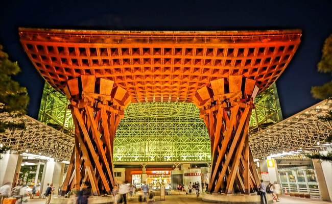 5._20Kanazawa_20Station_20_20Kanazawa_2C_20Japan.jpg 6