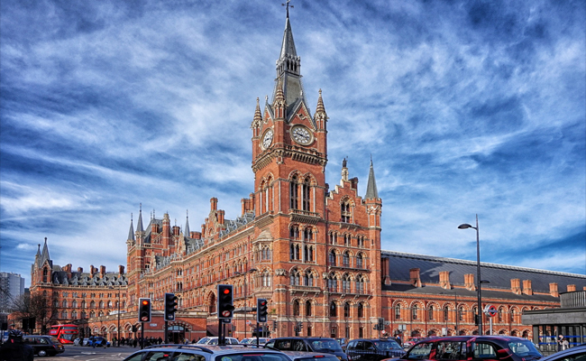 8._20St._20Pancras_20_20London.jpg 9