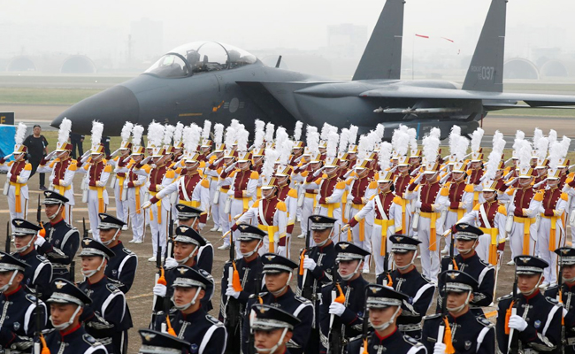 9.South_20Korean_20Air_20Force.jpg 10