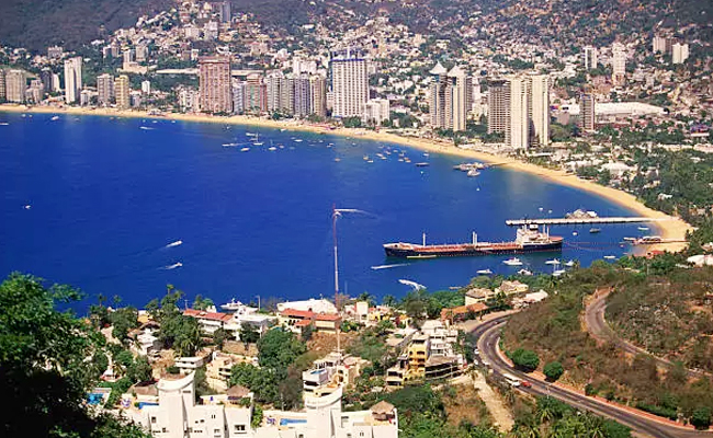 Acapulco.jpg 4