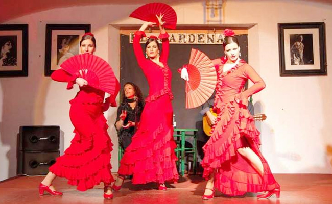 Flamenco_2C_20Spain.jpg 6