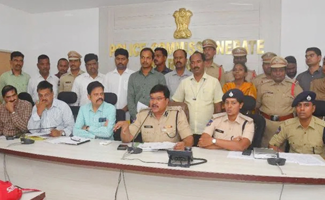 Gender_20Tests_20Illegal_20Abortions_20In_20Warangal_2018_20Arrest-01.jpg