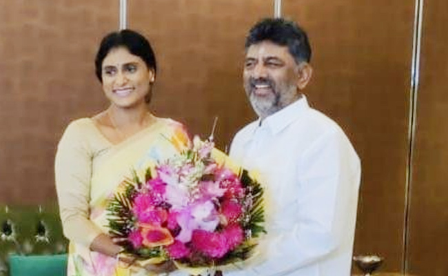YS-Sharmila-DK-Shiva-Kumar-.jpg