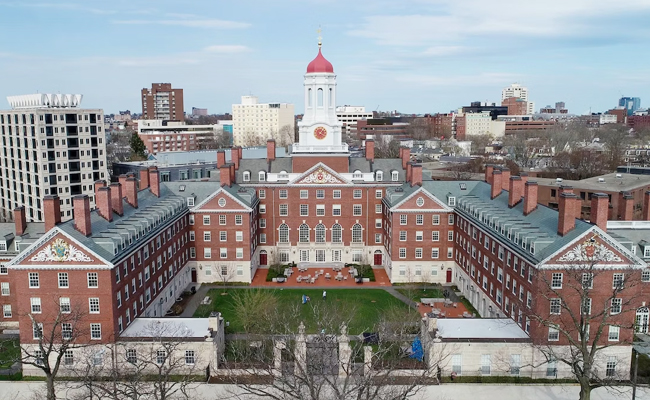 Harvard_20University.jpg 6