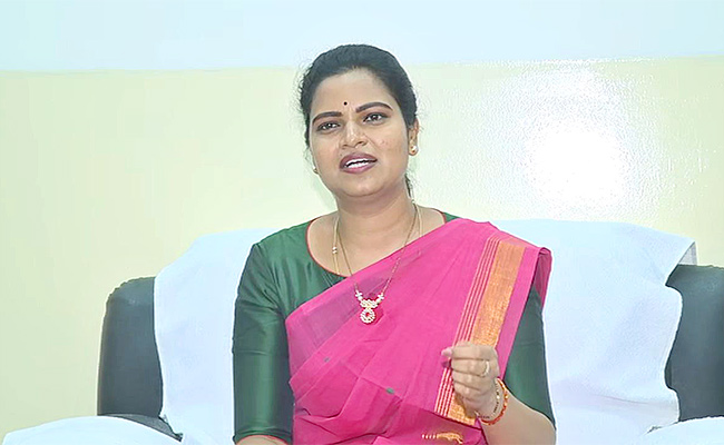 Vidadala-Rajini-Says-Five-Medical-Colleges-To-Start.jpg