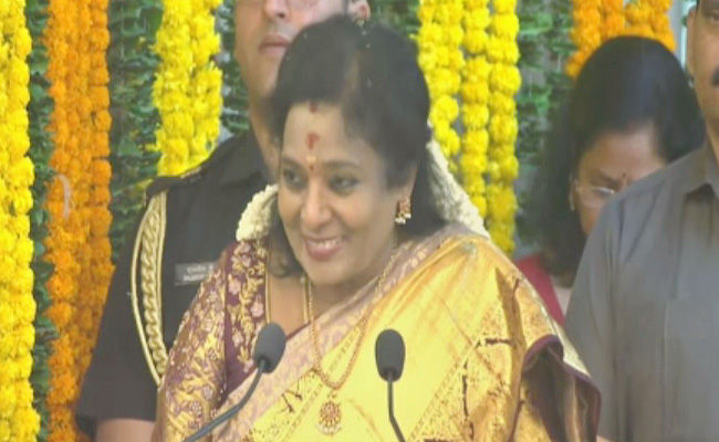 GovernorTamilisai-1.jpg