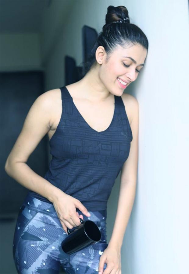 actress_20Geethika_20Tiwary_20photo_20gallery-12.jpg 12