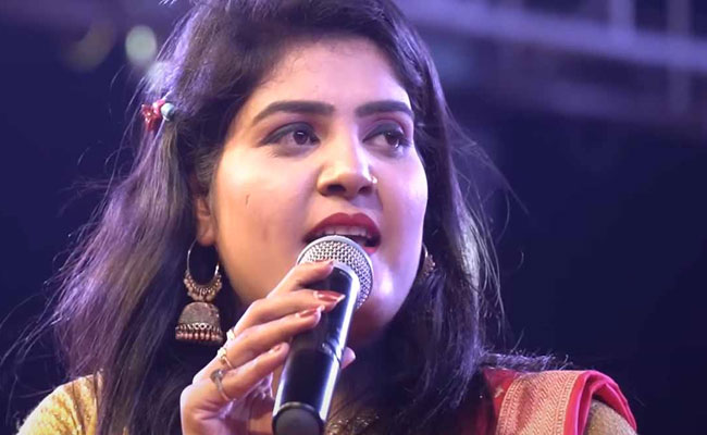 bhojpuri-singer.jpg