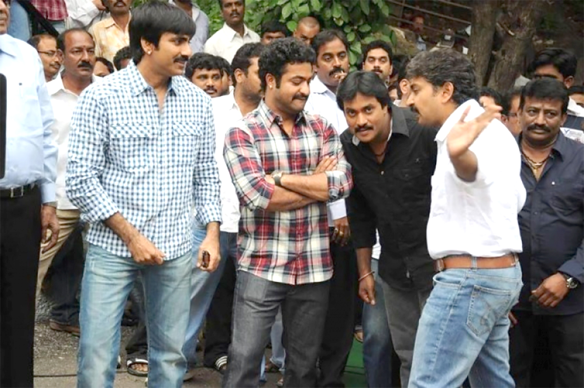 ss_20rajamouli_20awards.jpg 17
