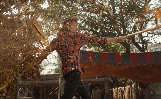 guntur-kaaram-mahesh-babu-teaser-stills-01.jpg 7
