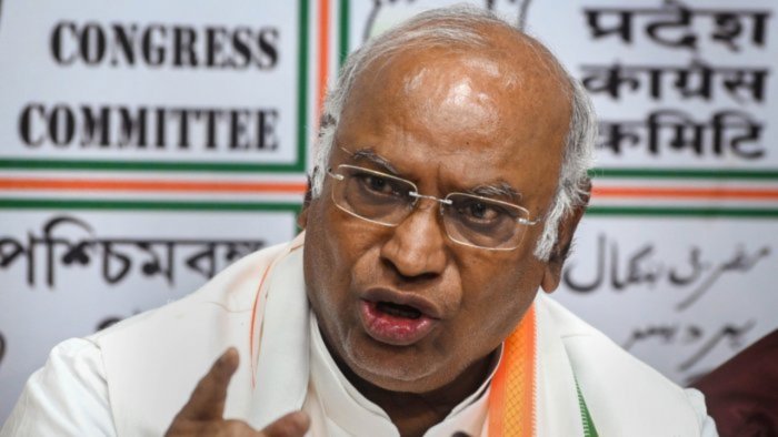 kharge-pti-1-1221120-1684787347.jpg