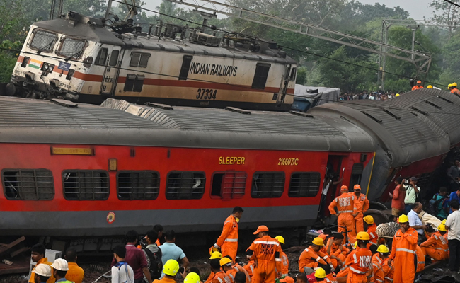 odisha-train-accident-03_0.jpg 6