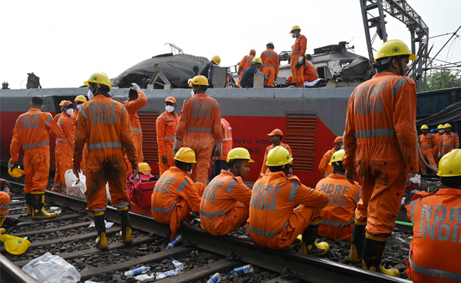 odisha-train-accident-04_0.jpg 7