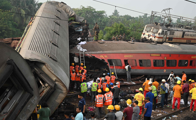 odisha-train-accident-05_0.jpg 8