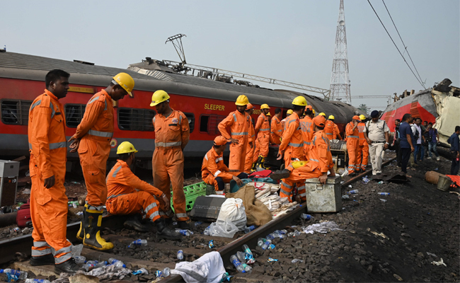 odisha-train-accident-08_0.jpg 11