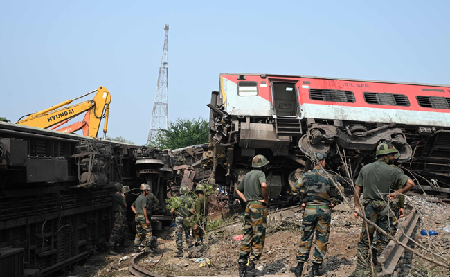 odisha-train-accident-14.jpg 17