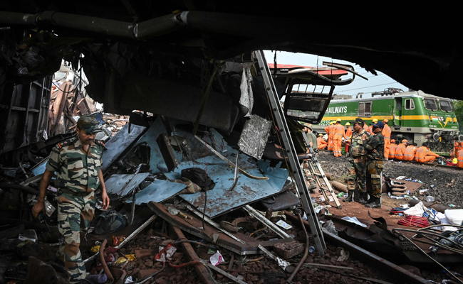 odisha-train-accident-22.jpg 25