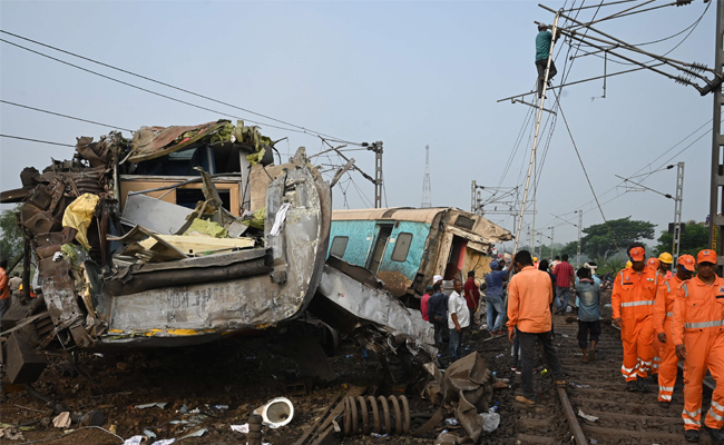 odisha-train-accident-24.jpg 27
