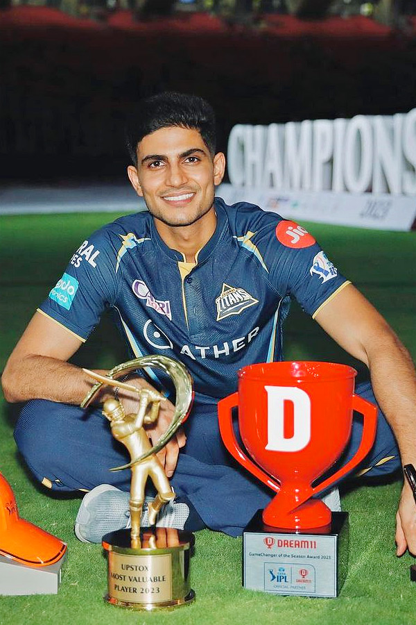 Cricketer_20Shubman_20Gill_20Unseen_20Photos_18.jpg 19