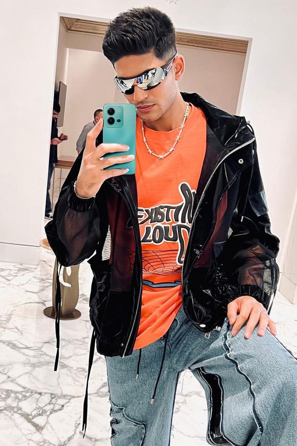 Cricketer_20Shubman_20Gill_20Unseen_20Photos_7.jpg 8