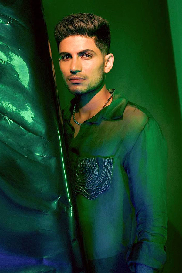 Cricketer_20Shubman_20Gill_20Unseen_20Photos_9.jpg 10