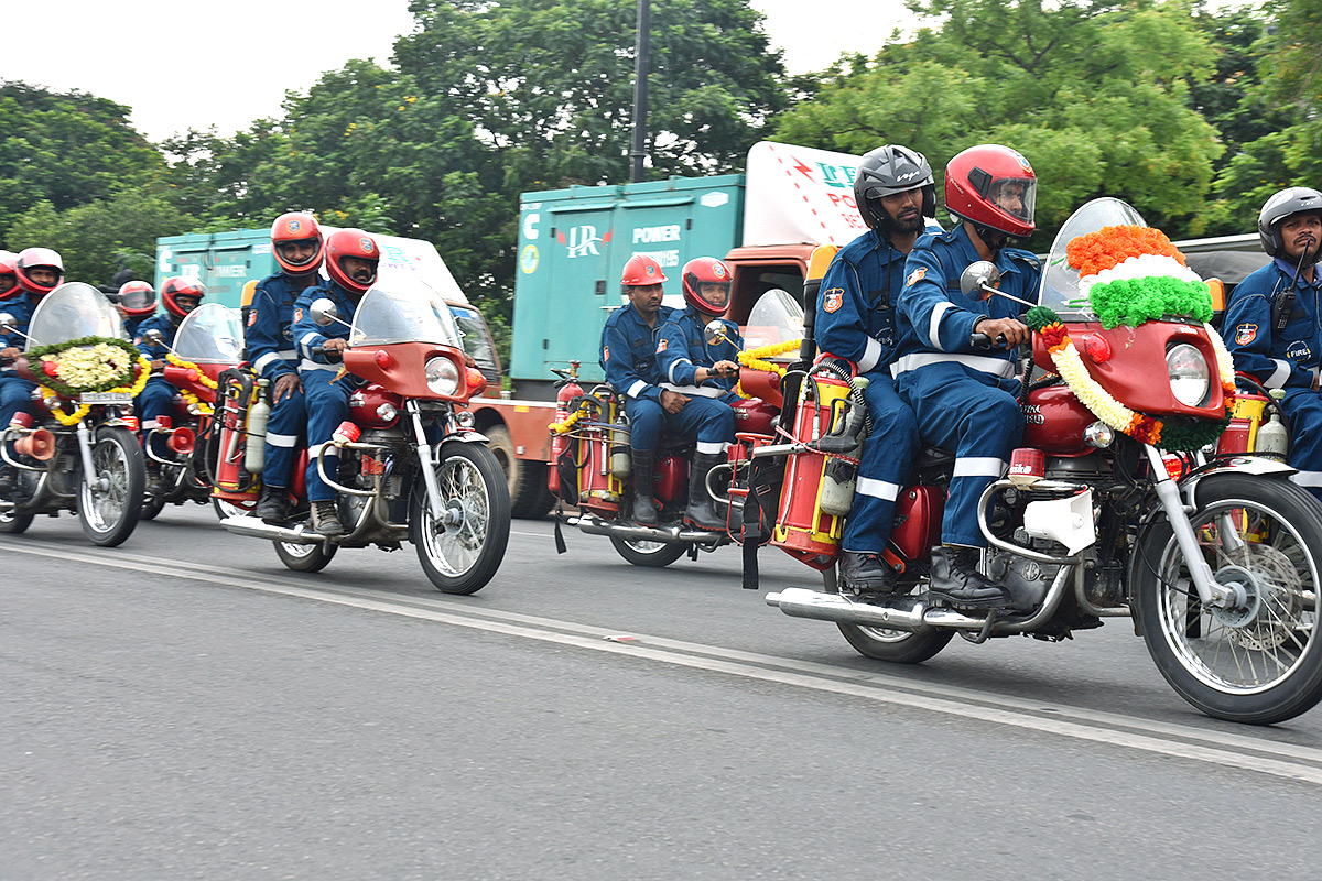 Telangana_20Suraksha_20Rally_20In_20Hydearabd-23.jpg 22