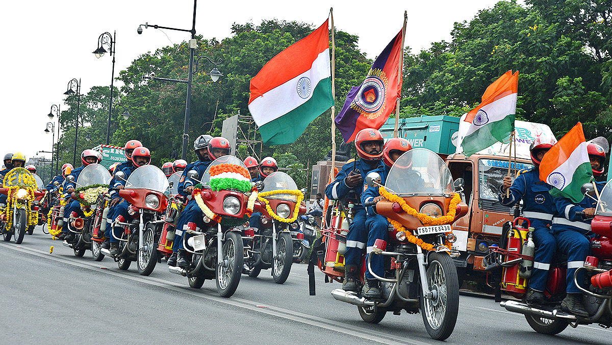 Telangana_20Suraksha_20Rally_20In_20Hydearabd-24.jpg 23