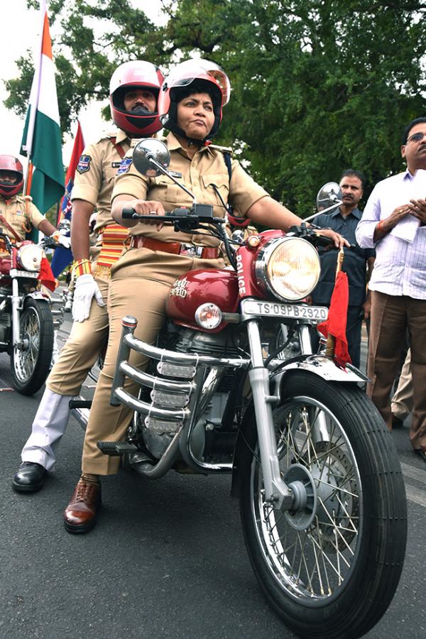 Telangana_20Suraksha_20Rally_20In_20Hydearabd-27.jpg 26