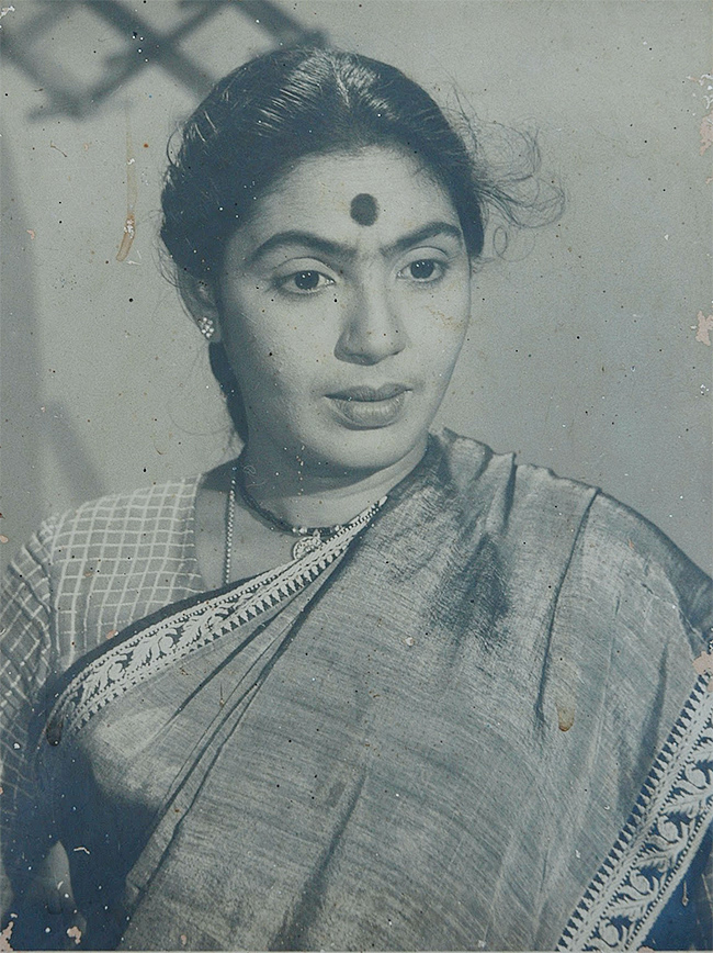 senior-actress-nirmalamma-rare-and-unseen-photo-gallery-28.jpg 28