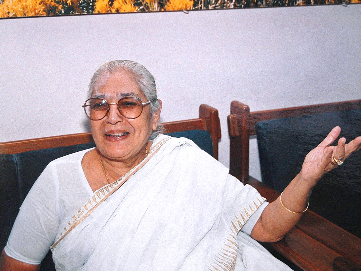 senior-actress-nirmalamma-rare-and-unseen-photo-gallery-39.jpg 39