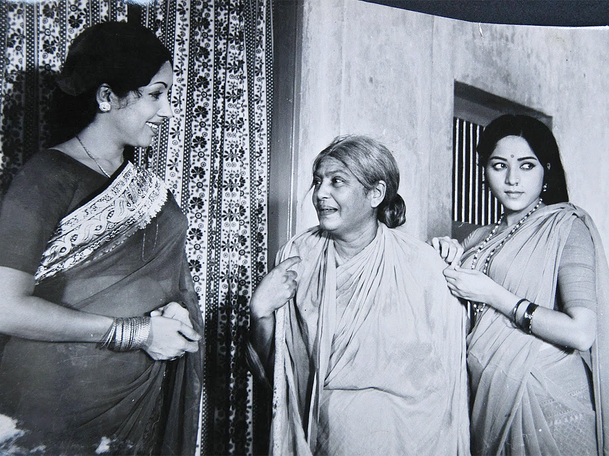 senior-actress-nirmalamma-rare-and-unseen-photo-gallery-45.jpg 45