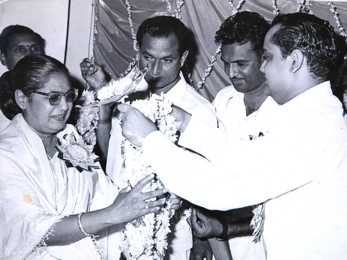 senior-actress-nirmalamma-rare-and-unseen-photo-gallery-52.jpg 52