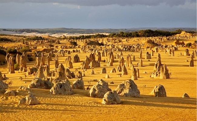 7._20The_20Pinnacles_20in_20Australia.jpg 8
