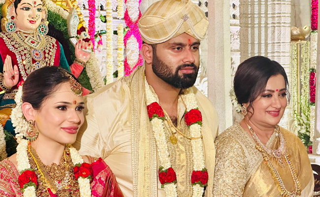 Abhishek_20Ambareesh-01.jpg 2