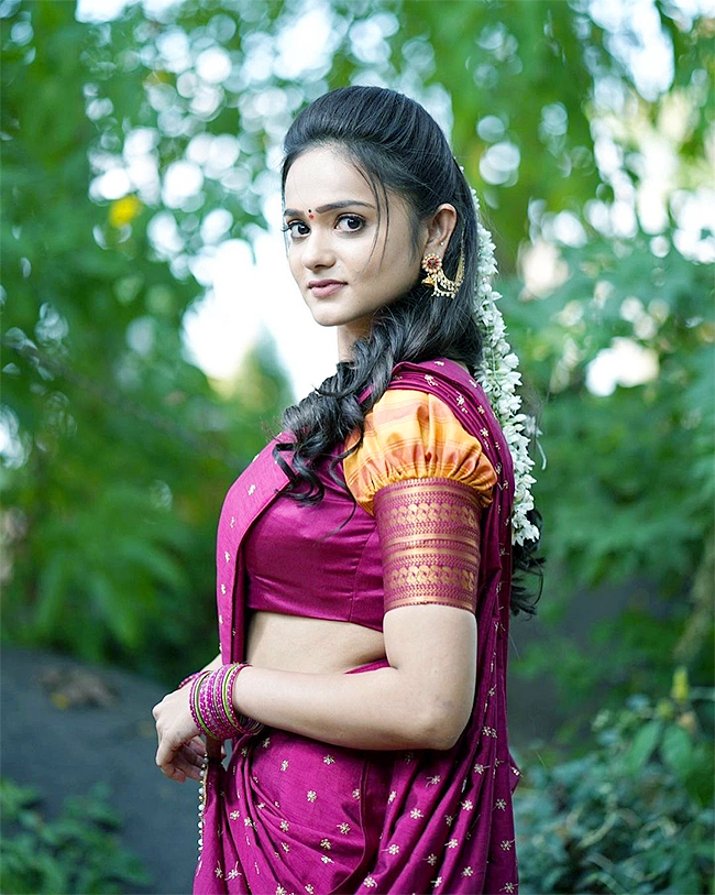 Bigg-_20Boss-_206-_20Contestant-_20Sri-_20Satya-_20latest-_20picture-9.jpg 9