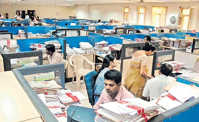 sachivalayam_employees.jpg
