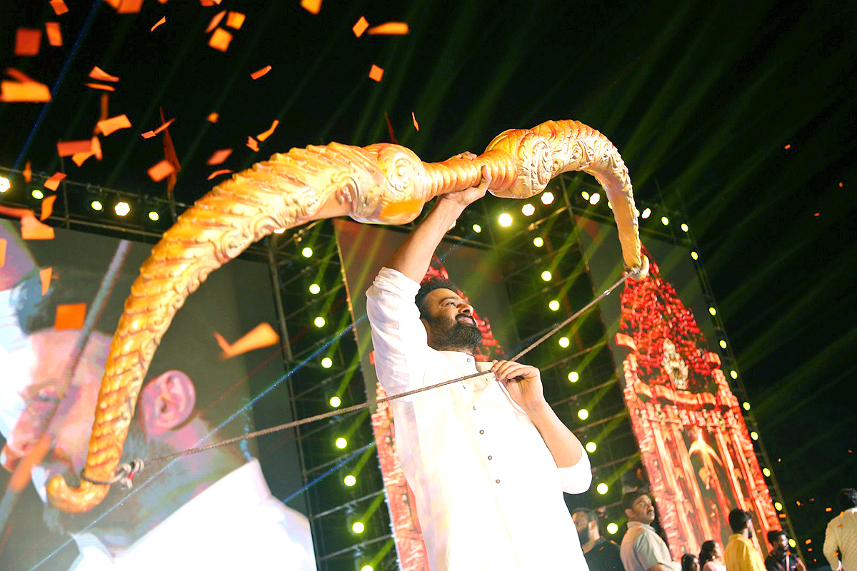 Adipurush-_20Pre_20-Release-_20Event_20-LIVE-_20Updates-1.jpg 1