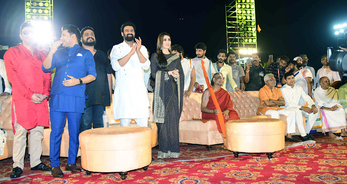 Adipurush-_20Pre_20-Release-_20Event_20-LIVE-_20Updates-12.jpg 12