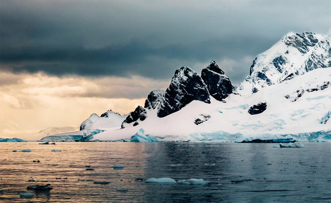 9._20Antarctica.jpg 10