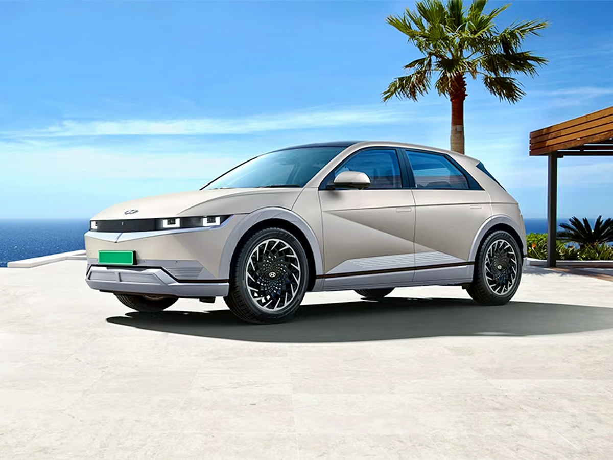 Hyundai_20Ioniq_205.jpg 3