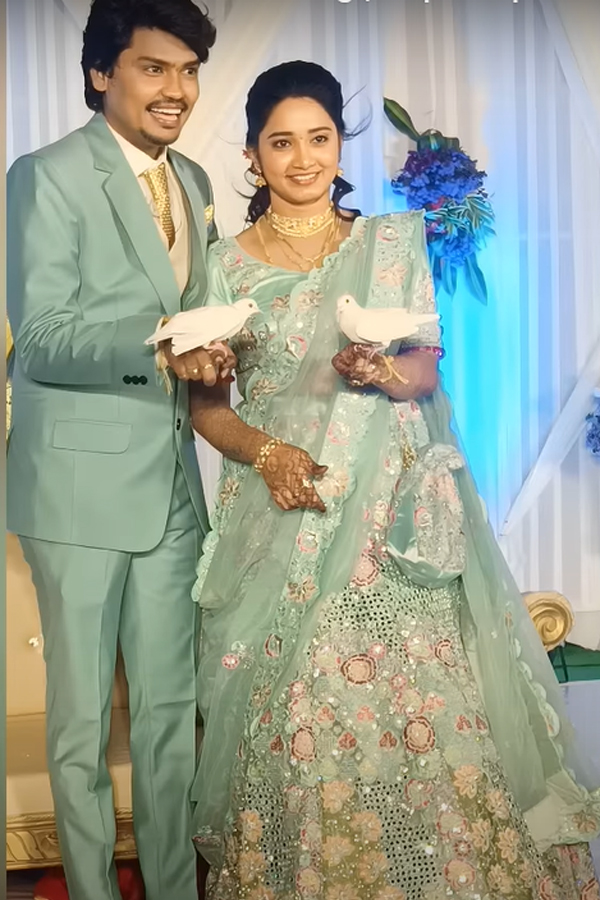 Jabardasth_20Kevvu_20Karthik_20got_20married_20Photos_4.jpg 5
