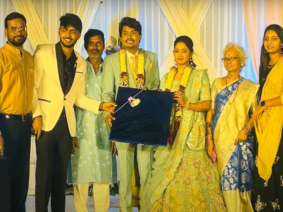 Jabardasth_20Kevvu_20Karthik_20got_20married_20Photos_5.jpg 6