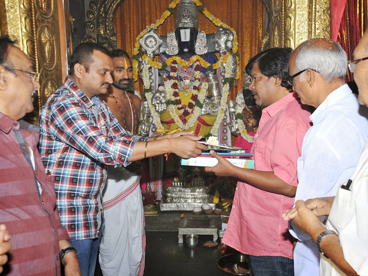 Krishna_Vamsi_21.jpg 25