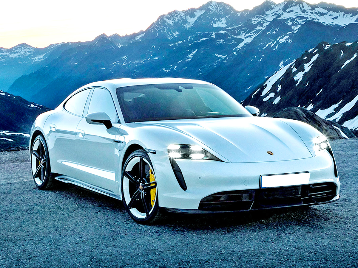 Porsche_20Taycan.jpg 9