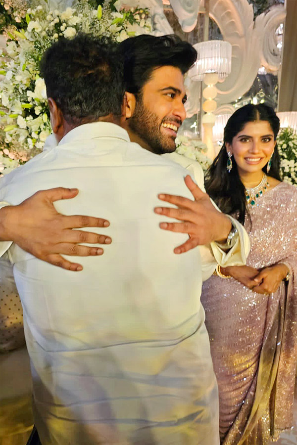 Sharwanand_20Wedding_20Reception_20in_20Hyderabad_20Photos_7.jpg 8