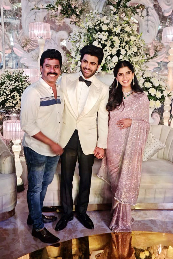 Sharwanand_20Wedding_20Reception_20in_20Hyderabad_20Photos_9.jpg 9